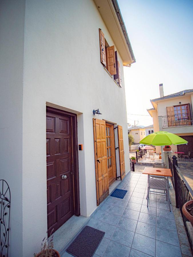 Orange House For Big Families In - Delicious Appartement