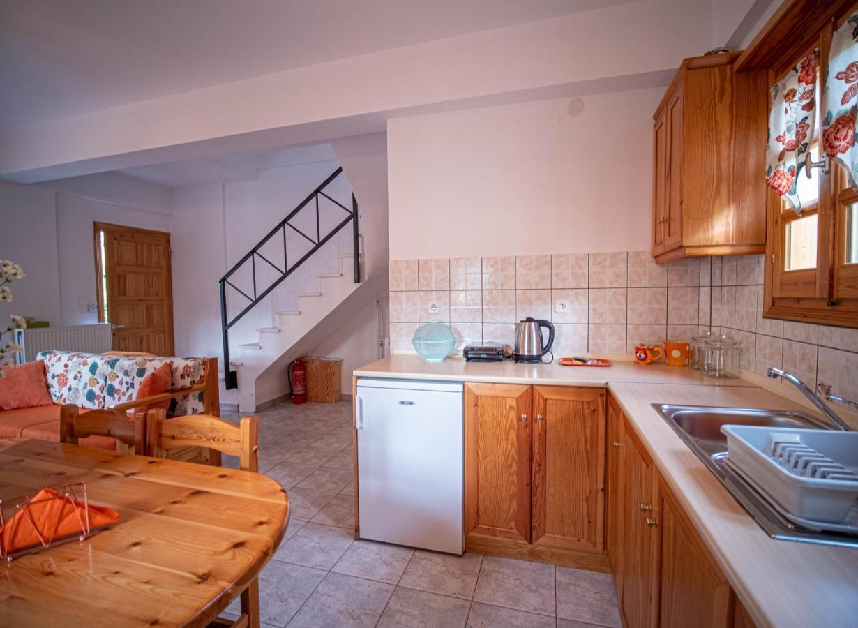 Orange House For Big Families In - Delicious Damouchari